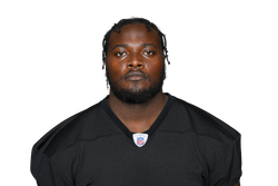 Montravius Adams